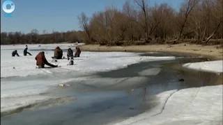 Вода лёд точит. Какие опасности таит в себе зимняя рыбалка в начале весны?