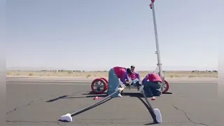 Oliver tree - world biggest scooter exclusif !