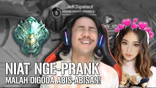 Niat Prank Fanny Malah Ketemu Cewek Random Kaya Gini!! Tegang Banget Coy WKWK!! - MOBILE LEGEND