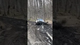 Остается только петь 😂 #горыкавказа #offroad #нива #mud #оффроад #patrol #уаз #offroading #горы