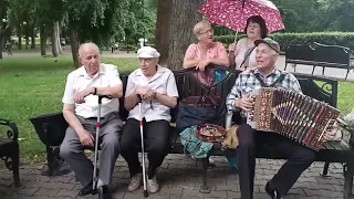 02.06.2024. Встречи под дождем в парке Гомеля.