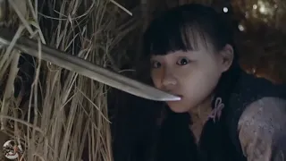 日軍屠村，小女孩躲進草垛，不料日軍拿刺刀往裡捅  ⚔️  抗日  MMA | Kung Fu