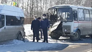 Под Тулой в ДТП с ПАЗом и иномаркой пострадали 4 человека