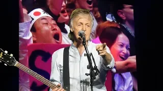 Paul McCartney greets Japanese fans in Poland in 2018: 最高 SAIKO!