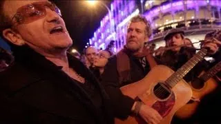 The Greatest Busk on Grafton Street :: Bono and Glen Hansard busking with friends