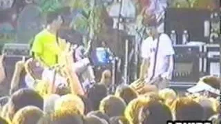 10 - blink-182 - Carousel (Live Warped Tour '99)