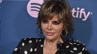 Lisa Rinna Reveals She Left 'RHOBH' After Alleged Death Threats and a Vision of Her Late Mother Loi