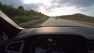 VW Tiguan II acceleration to 138 mph - German Autobahn no speed limit