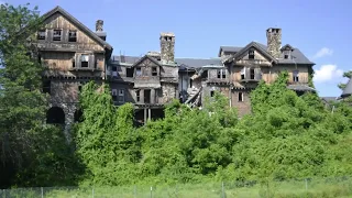 📷 Abandoned College for Girls - NY [Photography]