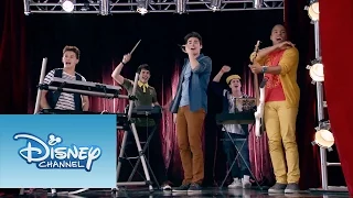 Boys Band canta "Ven Con Nosotros" | Momento Musical | Violetta