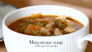 Minestrone soup with green pesto