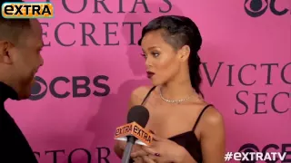 Victoria's Secret Fashion Show - Interview On The Red Carpet With Rihanna.mp4