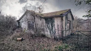 Horrifying Find inside Abandoned House! Woman Found Dead in Her Bed ( WARNING )