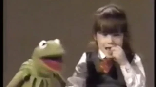 Classic Sesame Street - Kermit and Tracy (3 segments)