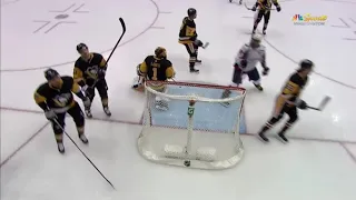 Alex Ovechkin assists on Tom Wilson goal vs Penguins (2021)