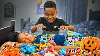 BOY EATS HALLOWEEN CANDY, What Happens Next Is SHOCKING | The Prince Family Clubhouse