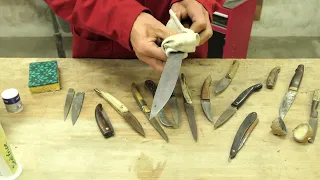 Entretien d'une lame de couteau en acier carbone oxydée