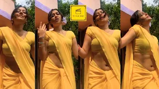 Kajal Tiwari looks hot & Sexy Show Tamil Serial Actress Hot Instagram Reels