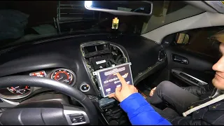 Installing display module Dodge Journey / Установка модуля дисплея Додж Джорни