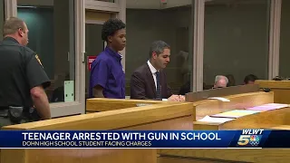 Cincinnati teenager arrested after bringing gun to school