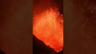 Enormous Earth Shaking Volcano Eruption 🌋🌋🌋 #volcano #earth #nature #amazing