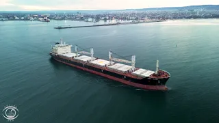 [Варна] Товарен кораб напуска Варненския залив / Cargo ship leaving the Gulf of Varna - 26.01.2024
