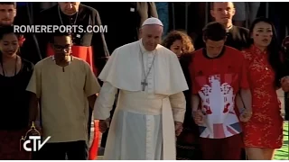 Pope to young people at WYD vigil: We did not come into the world to "vegetate"