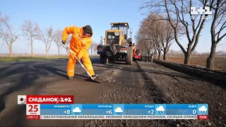 Хто будує українські дороги та як живуть ці люди