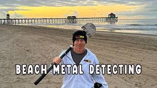 Realistic Metal Detecting At Huntington Beach, California