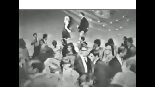 American Bandstand 1967 -Top 10 - Him Or Me–What’s It Gonna Be?, Paul Revere & the Raiders