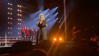 Miss Independent - Kelly Clarkson (Vegas residency) - 8/12/2023