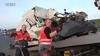 23.10.2019 - VN24 - Panel Van races into truck at the end of traffic jam at Kamener Kreuz