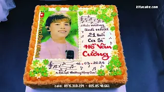 Ca sĩ Hồ Văn Cường được Fan tặng bánh bông lan trứng muối nhân sinh nhật 21 tuổi