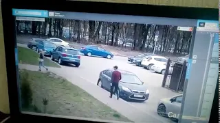 Маньяк нападает на девушек в Казани