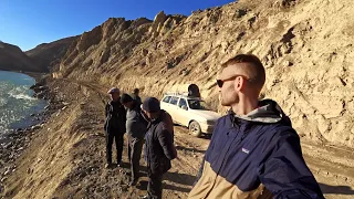 Stranded on a mountain road in Tajikistan 🇹🇯