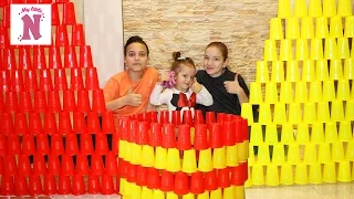 ЧЕЛЛЕНДЖ Построй пирамиду и башню из 200 стаканчиков ВЫЗОВ ПРИНЯТ Challenge Build a pyramid of cups
