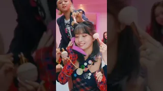 Twice the feels MOMO's part