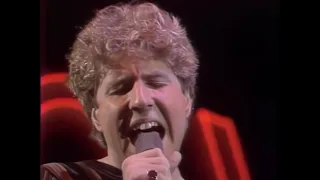 "You Make Me Crazy" - Sammy Hagar (Live on Midnight Special 1/13/78)