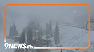 Winter Storm in Colorado: Snow falls in mountains west of Denver