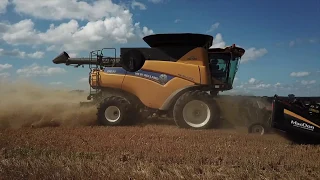 New Holland CR8.90 Combine in Action