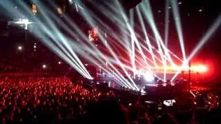 dKs... Nickelback - Woke Up This Morning @ O2 Arena London (24NOV2013)