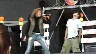 Paulina Rubio - Algo Tienes (2 Ensayos Unidos En Viña Del Mar 2005)