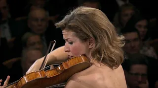 Anne-Sophie Mutter: Bach, J S: Partita in D minor BWV1004 - Sarabande