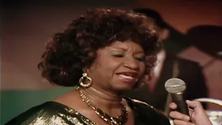 Celia Cruz en el Show de Jorge Baron . Dile que por mi no tema  /  Pachito Eche