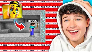 Ich PRANKE NOOB mit 5000 IQ FALLE in einem FALLEN BAU BATTLE in Minecraft!