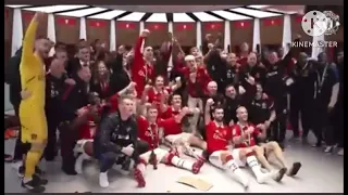 The Red Devils Chanting in wembley dressing room with Sir Alex Ferguson