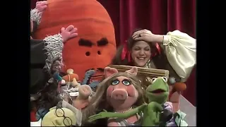 The Muppet Show - 304: Gilda Radner - Curtain Call (1978)