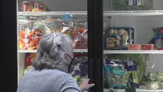 More people utilize food banks as grocery prices rise
