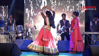 Ek Do Teen | Tezaab | Madhuri Dixit | Alka Yagnik | live singing On Stage