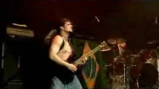 SOULFLY - Roots Bloody Roots (OFFICIAL LIVE)